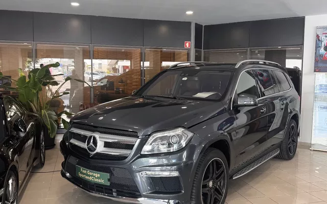 Mercedes-Benz GL 500 4Matic (BlueEFFICIENCY) 7G-TRONIC