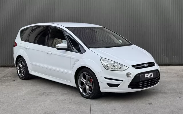 Ford S-Max 2.0 TDCi DPF Titanium