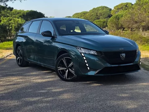 Peugeot 308 SW 1.2 PureTech Style J17
