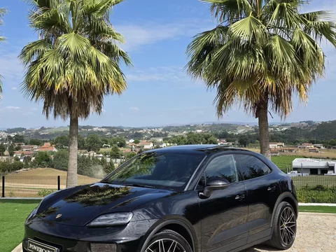 Porsche Macan Electric