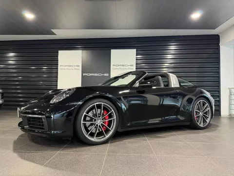 PORSCHE 911 911 Targa 4 GTS PDK