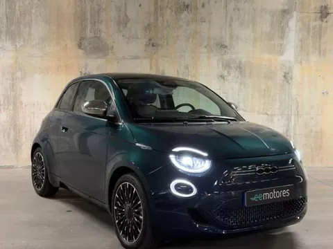 Fiat 500e 3 + 1 La Prima