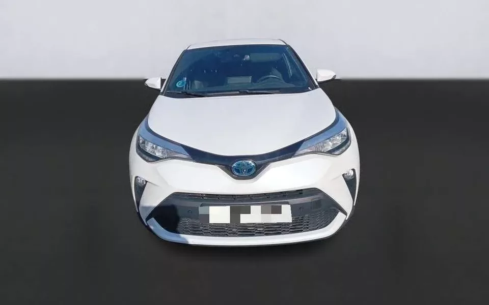 TOYOTA C-HR + 2.0 180H Advance