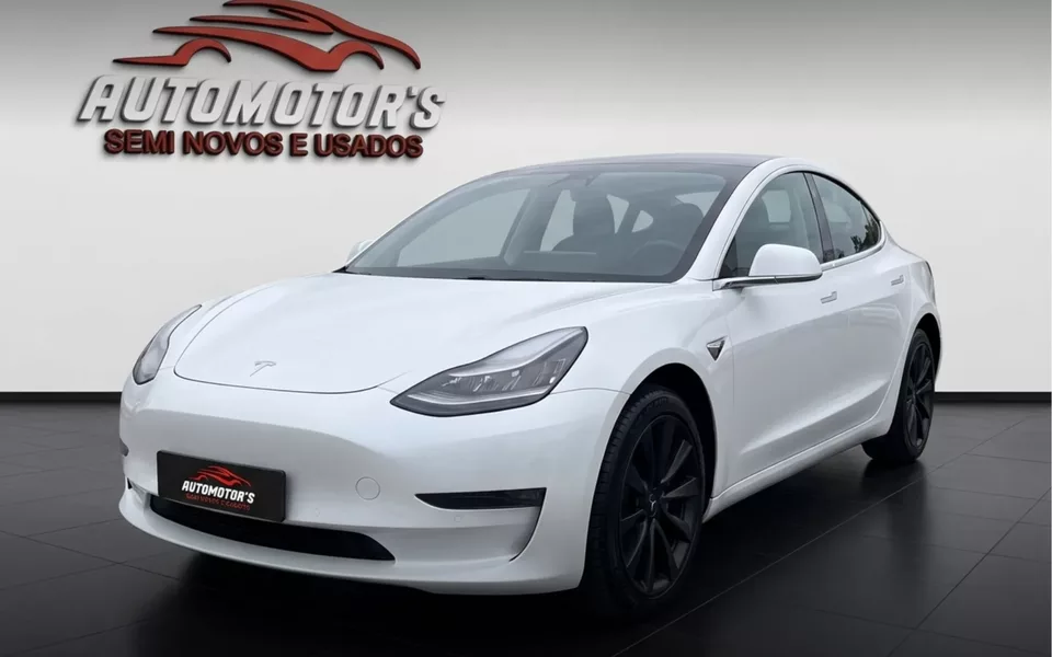 Tesla Model 3 Standard Range Plus RWD
