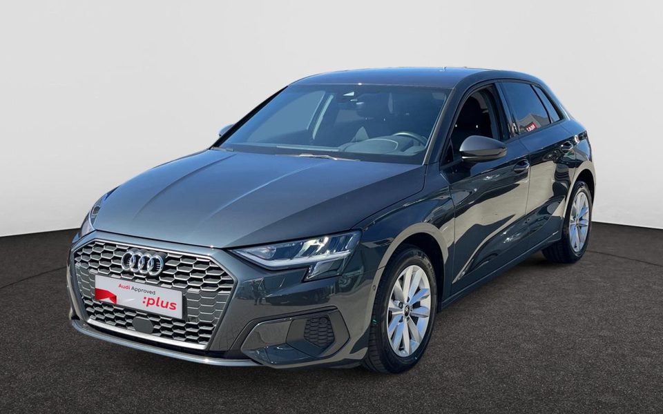 AUDI A3 Sportback AUTOMAAT 110PK CARPLAY GPS SENSOREN BI-ZONE AIRCO