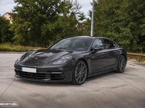 Porsche Panamera 4 E-Hybrid Executive