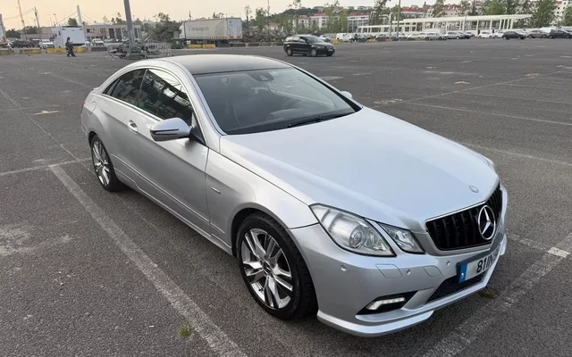 Mercedes-Benz E 250 CDi Avantgarde BlueEfficiency