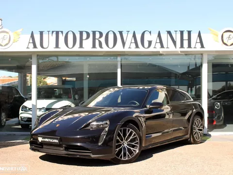 Porsche Taycan Cross Turismo