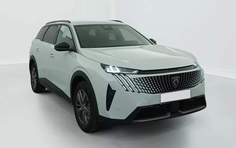 Peugeot 5008 HYBRID 145 CH E-DCS6 ALLURE Occasion