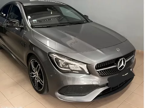 Mercedes-Benz CLA 200