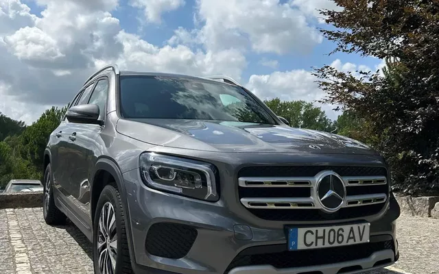 Mercedes-Benz GLB 180 d