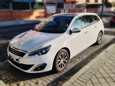 PEUGEOT 308 Nuevo SW Allure 1.2 PureTech130 EAT6