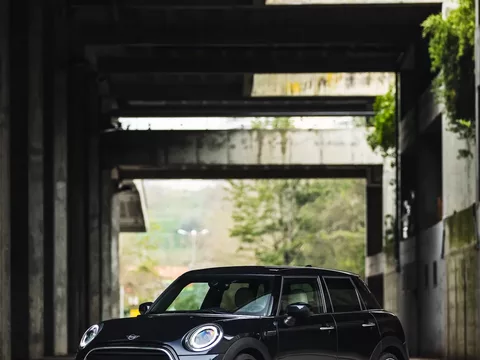 MINI 5 Portas