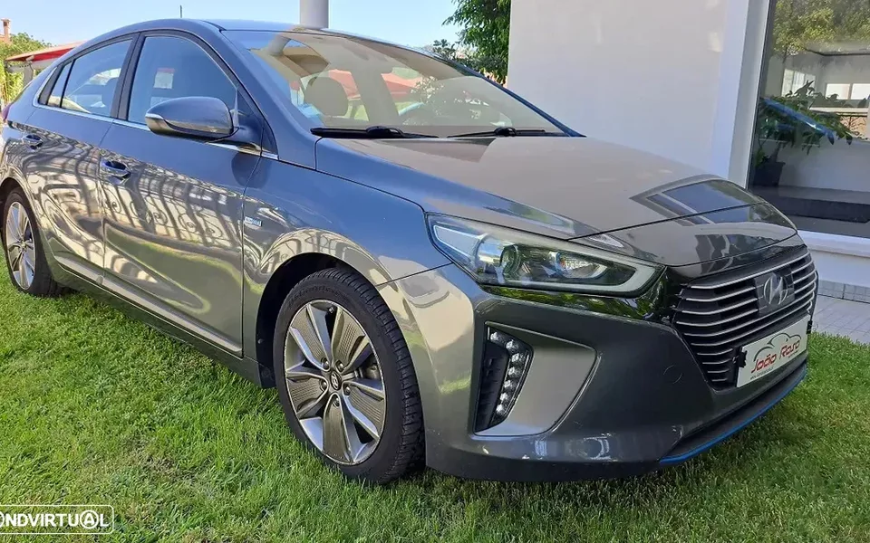 Hyundai Ioniq 1.6 GDI HEV Hybrid Tech