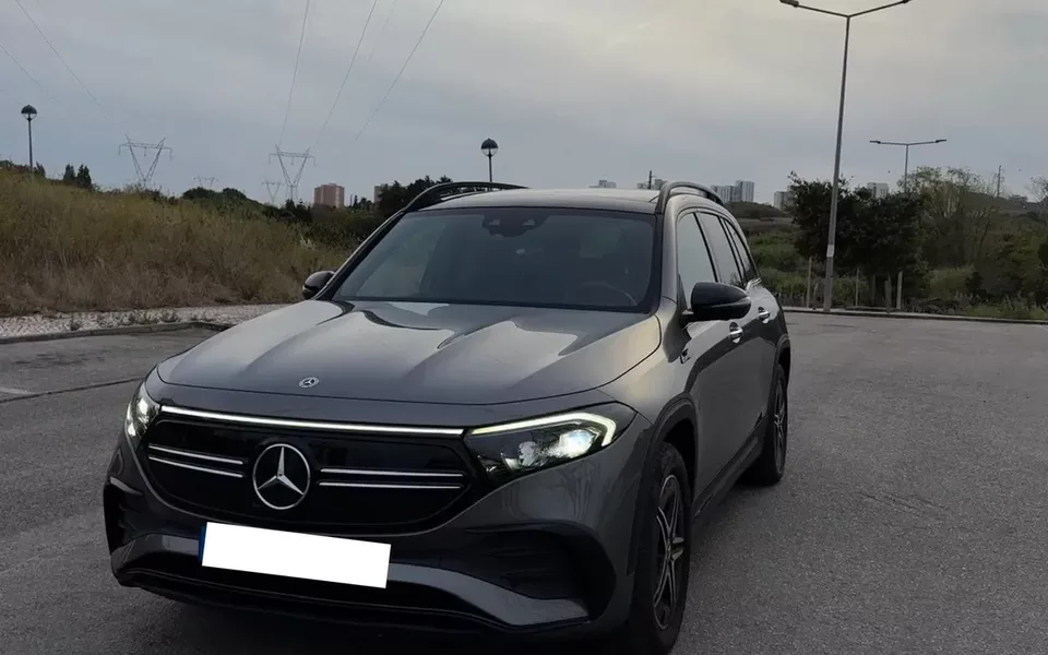 Mercedes-Benz EQB 250+ AMG Line