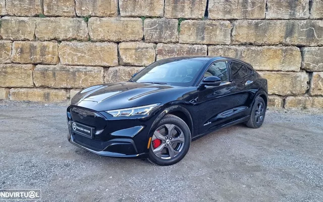 Ford Mustang Mach-E Premium AWD