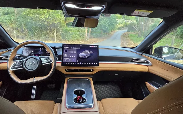 Mazda 6e 68.8 kWh Takumi Plus
