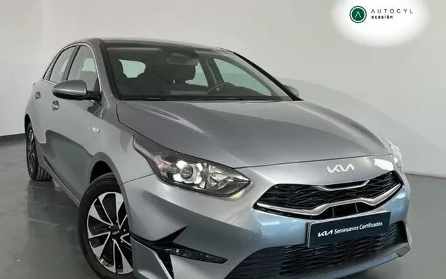 KIA Ceed Ceed 1.0 T-GDI Drive 100