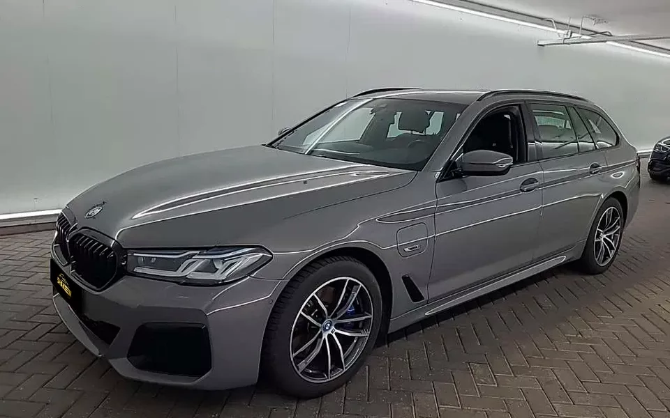 BMW 530 e Pack Desportivo M