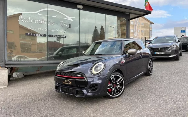 MINI 3 Portas John Cooper Works Auto Desportiva