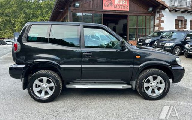 TOYOTA Land Cruiser Land Cruiser D-4D VX