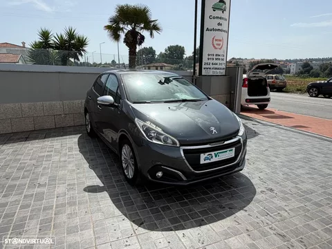 Peugeot 208 1.2 PureTech Style