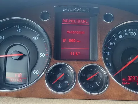 VW Passat Variant
