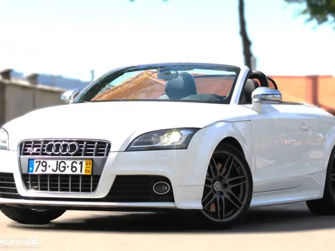 Audi TTS Roadster 2.0 TFSi quattro S Tronic