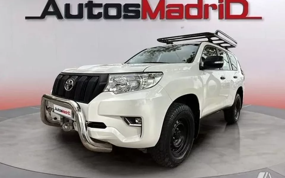 TOYOTA Land Cruiser 2.8 D-4D GX 7 Plazas - 44990€ en Leganes