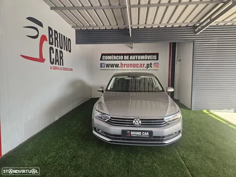 VW Passat 1.6 TDI (BlueMotion ) Trendline