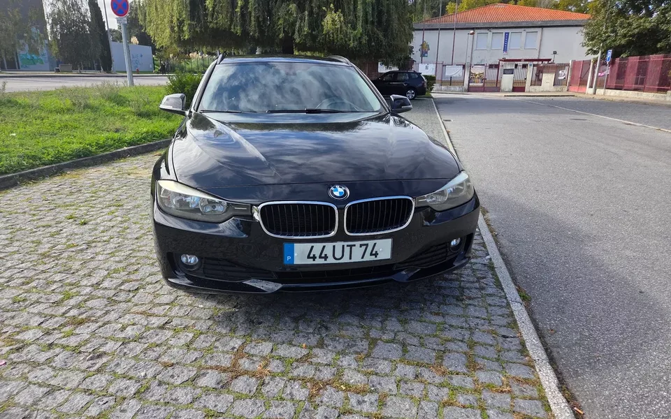 BMW 320