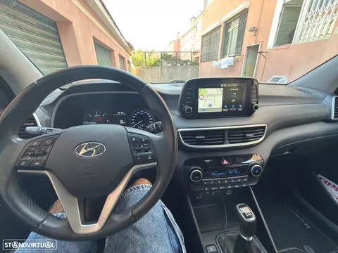Hyundai Tucson 1.6 CRDi Premium +P.Pele+P.Style