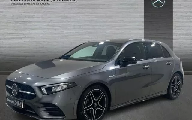 MERCEDES-BENZ Clase A Sedán A 180 d
