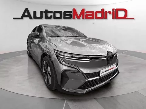 Vendido: RENAULT Mégane Mégane E-Tech Equilibre Standard Charge EV40 96kW - 20990€ en Leganes