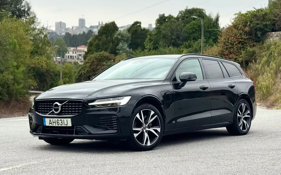 Volvo V60 2.0 T6 AWD TE R-Design Expression