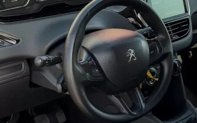 Peugeot 208 2013 1.2 VTi Active