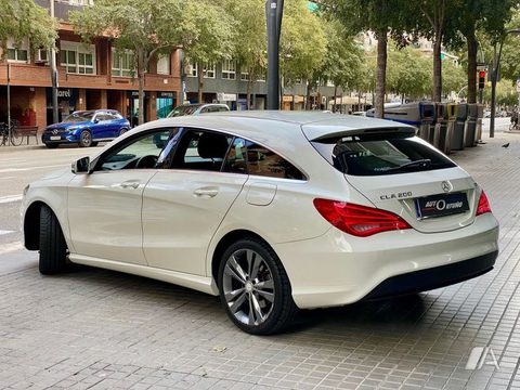 MERCEDES-BENZ Clase CLA CLA Shooting Brake 200CDI Urban - 15995€ en Barcelona