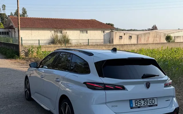 Peugeot 308 SW 1.6 Hybrid GT e-EAT8