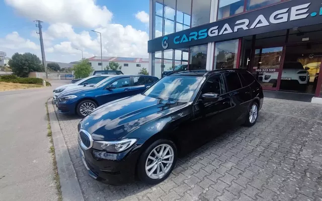 BMW 320 d Auto