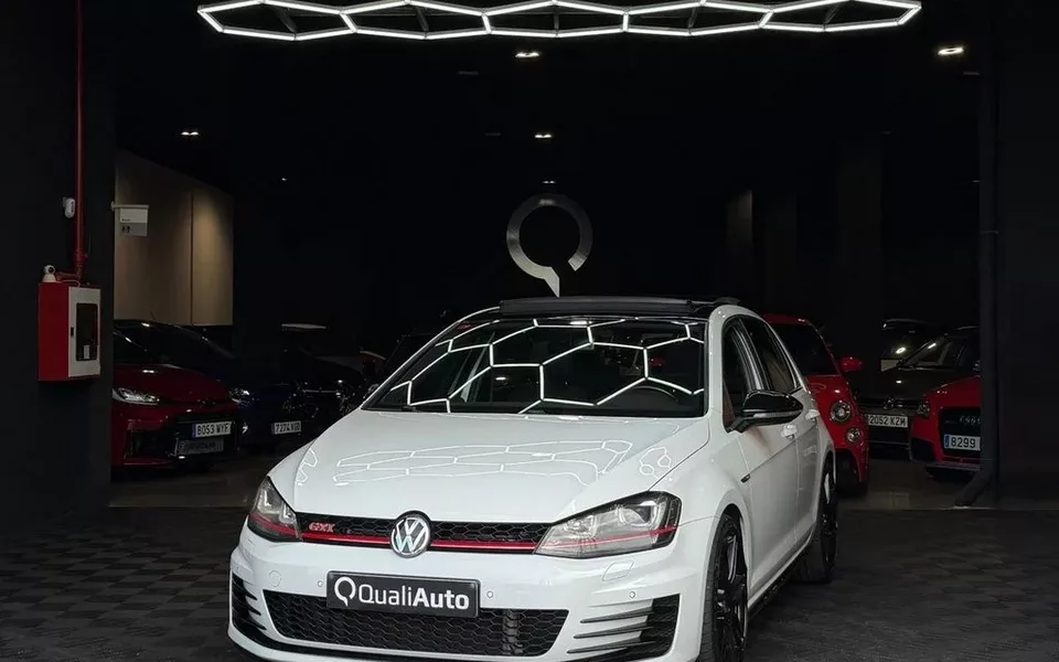 VOLKSWAGEN Golf Golf 2.0 TSI GTI DSG6 169kW