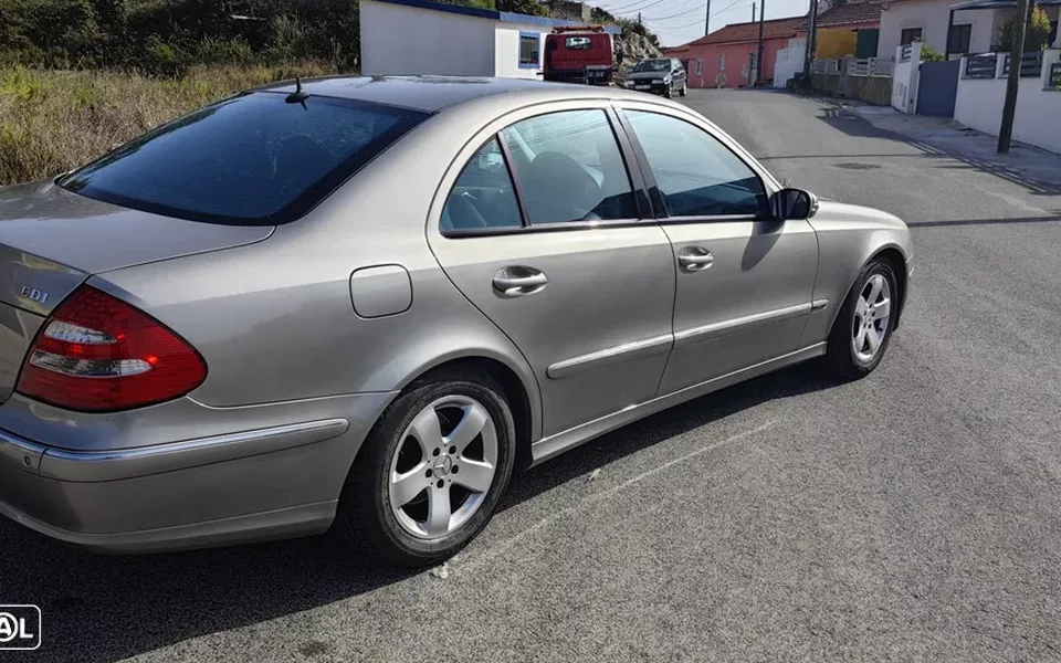 Mercedes-Benz E 270 ver-cdi-auto-avantgarde