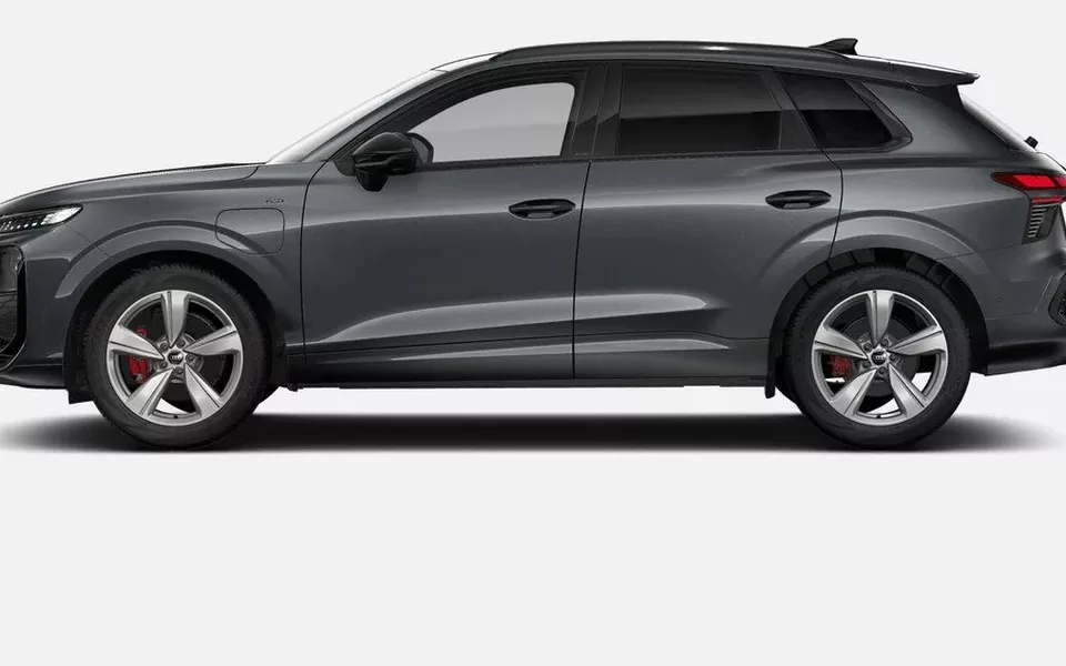 AUDI Q3 HYBRIDE Q3 e-hybrid 272 ch S tronic 6 S line