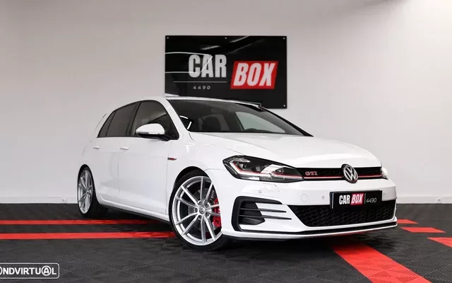 VW Golf 2.0 TSI GTI DSG Performance