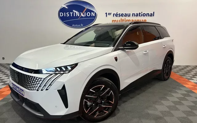 PEUGEOT 5008