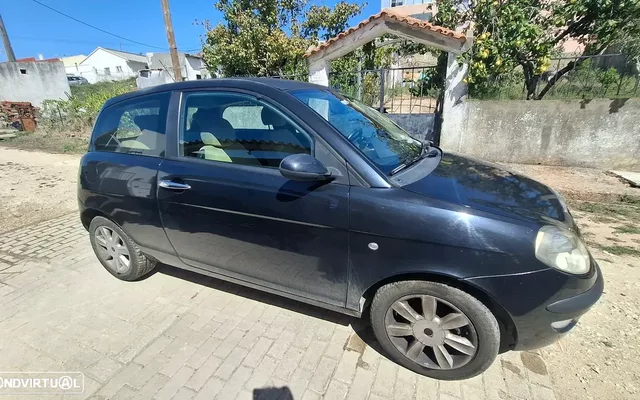 Lancia Ypsilon 1.3 M-jet Argento 5
