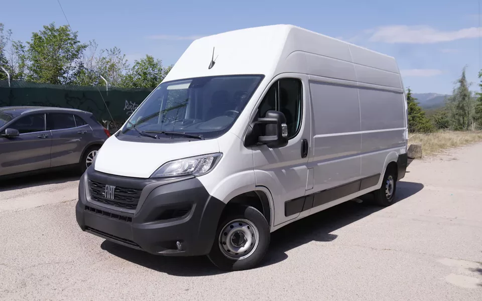 Fiat Ducato 2.2 BLUEHDI L3H2 140CV 4P # IVA DEDUCIBLE, SUSTITUCION DE CUADRO EN EL 2024 2.2 BLUEHDI L3H2 140CV 4P # IVA DEDUCIBLE, SUSTITUCION DE CUADRO EN EL 2024