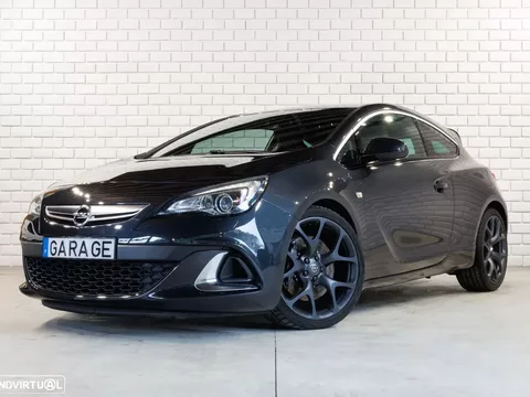 Opel Astra GTC OPC 2.0 T