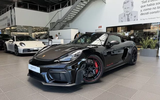 PORSCHE Boxster Spyder RS PDK