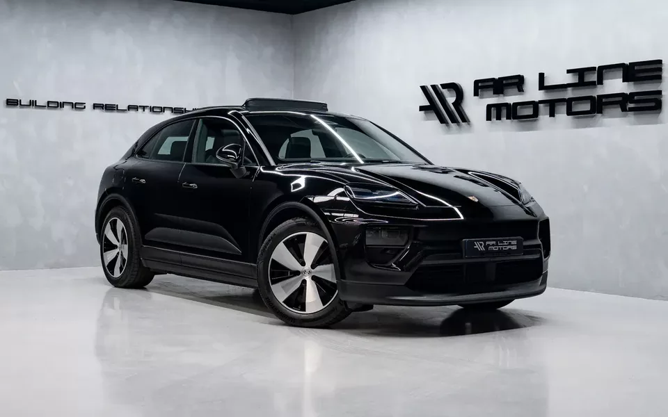Porsche Macan Electric
