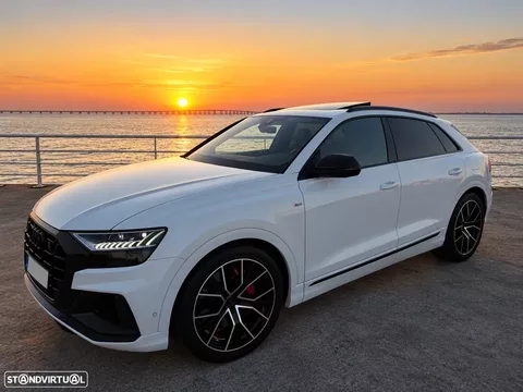 Audi Q8 60 TFSIe quattro tiptronic